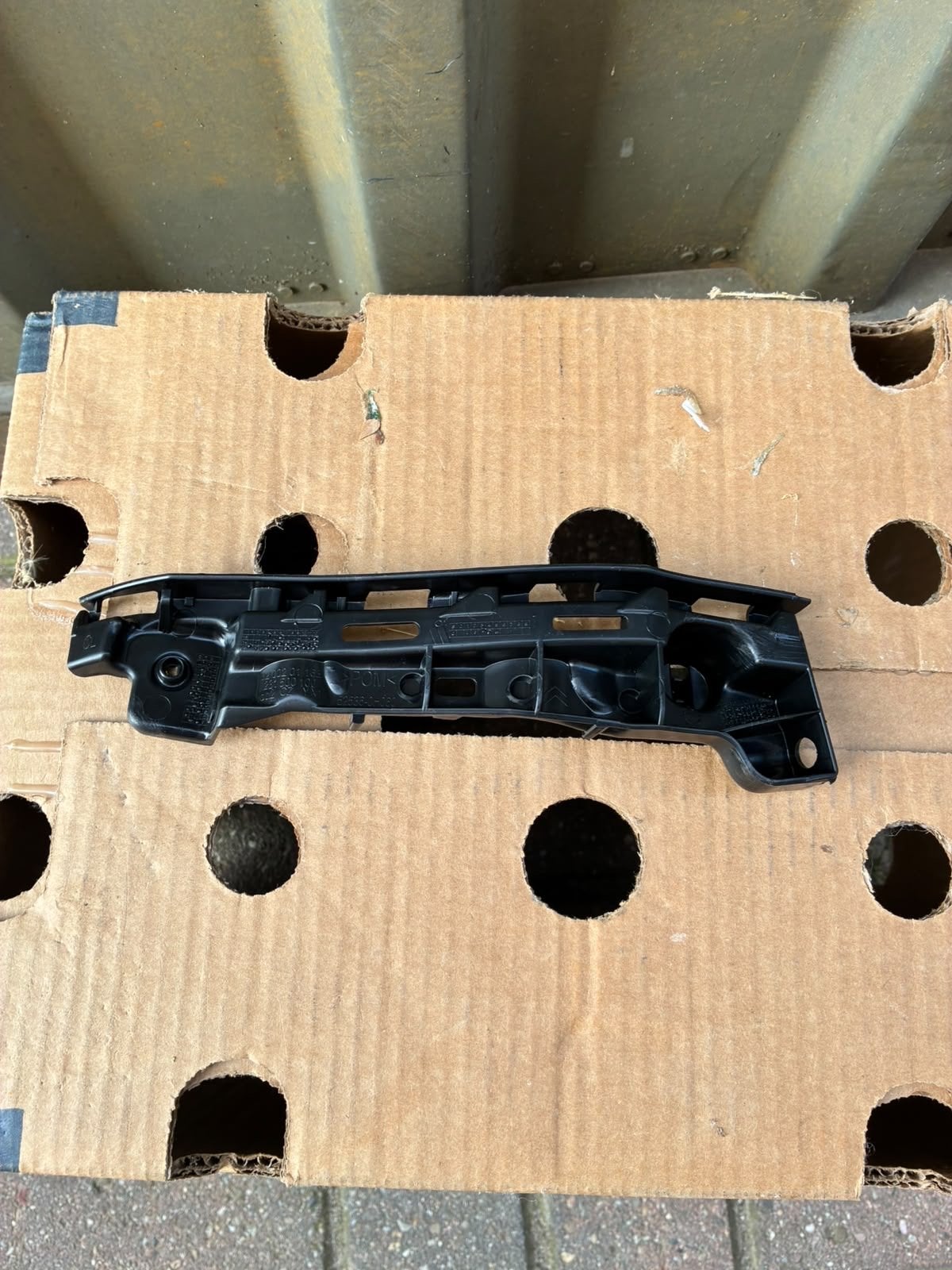 Bumpersteun Citroen c1 52536-0H060, Auto-onderdelen, Gebruikt, Voor, Ophalen of Verzenden, Toyota