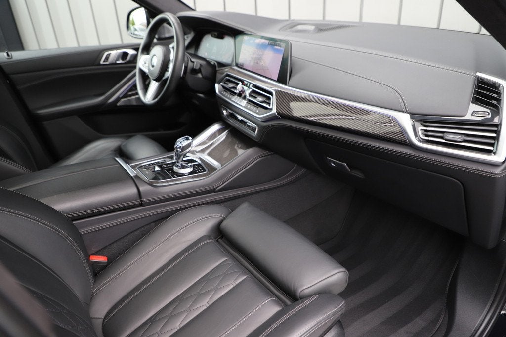 BMW X6 xDrive40i High Executive | 340PK | Luchtvering | Head, Gebruikt, Met garantie (alle), Bedrijf, Vierwielaandrijving