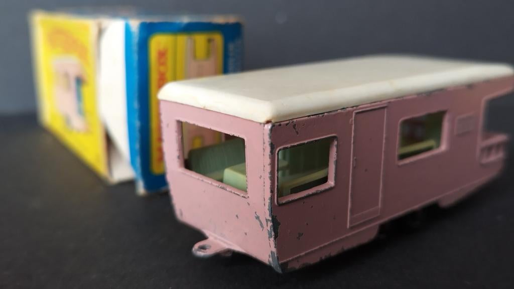 Trailer Caravan pink Lesney Matchbox no23 Pol, Verzenden, ., Zo goed als nieuw, Lesney Matchbox