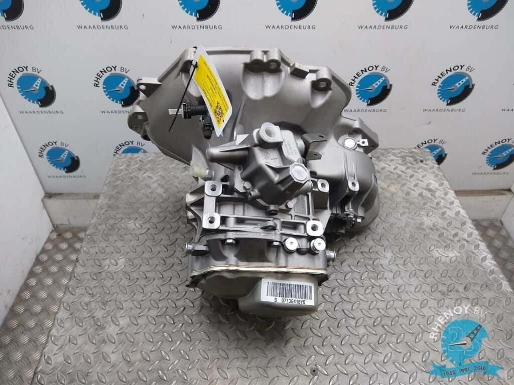 Transmissie / versnellingsbak Opel Combo  Nieuw F13W374   F1, -, -, Opel, Nieuw