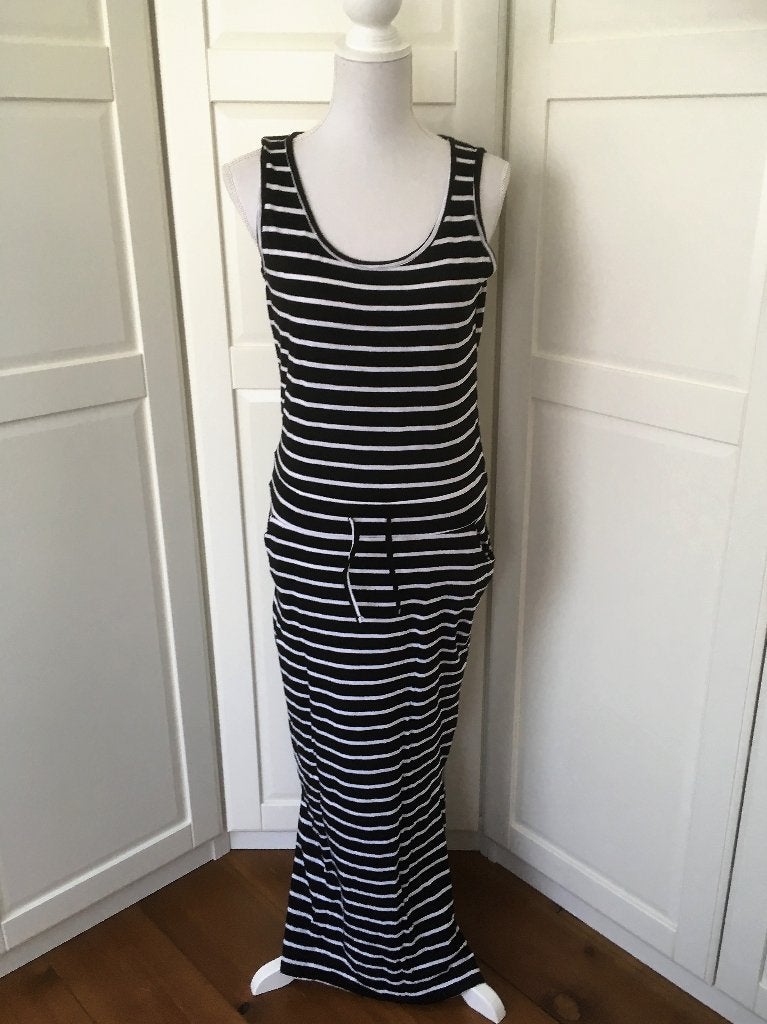 Nieuwe zwart wit gestreepte mouwloze maxi jurk, maat M, Maat 38/40 (M), Zwart, Nieuw, Ophalen of Verzenden