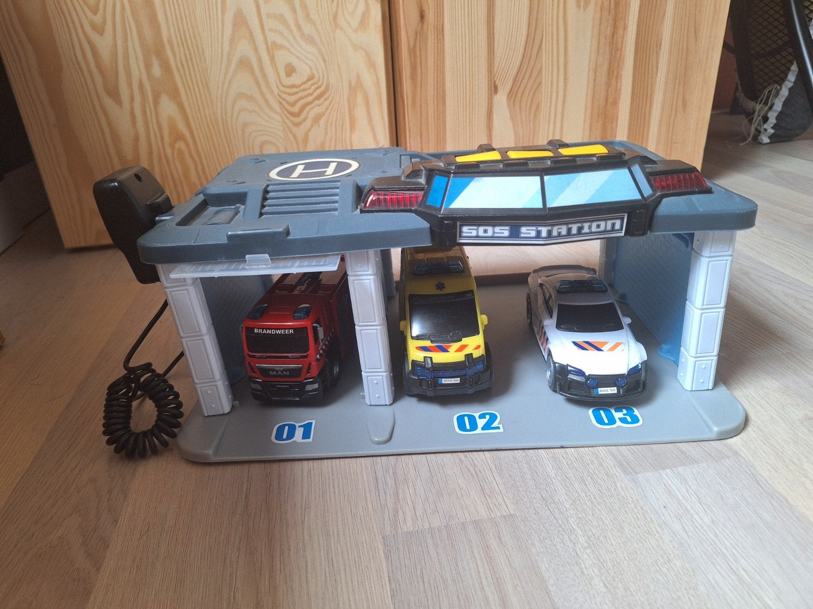 Leuk rescuecenter van Dickietoys, Ophalen