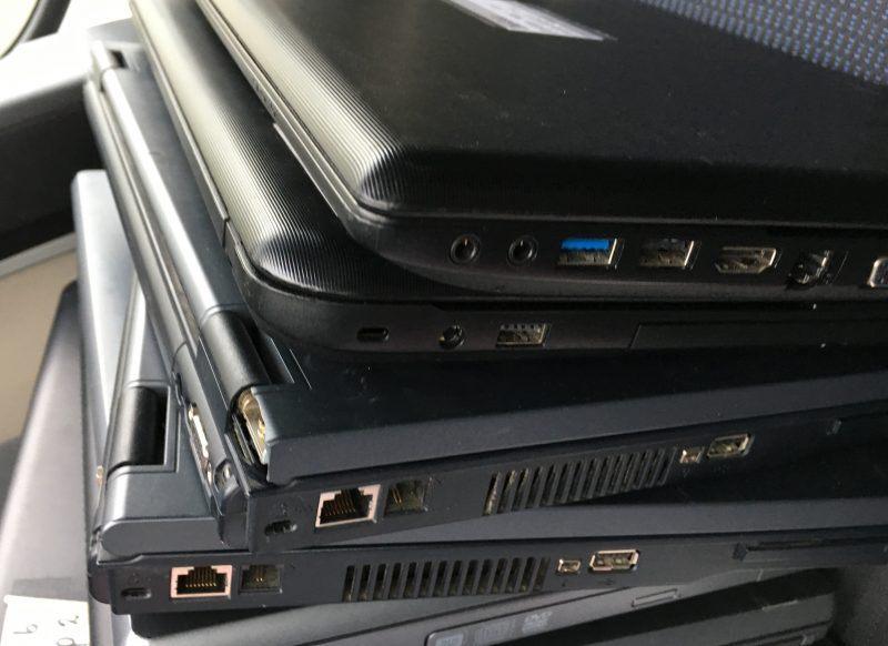 GEZOCHT!!kapotte mobiele telefoons, laptops enz, Computers en Software, Windows Laptops, Niet werkend, Onbekend, Ophalen