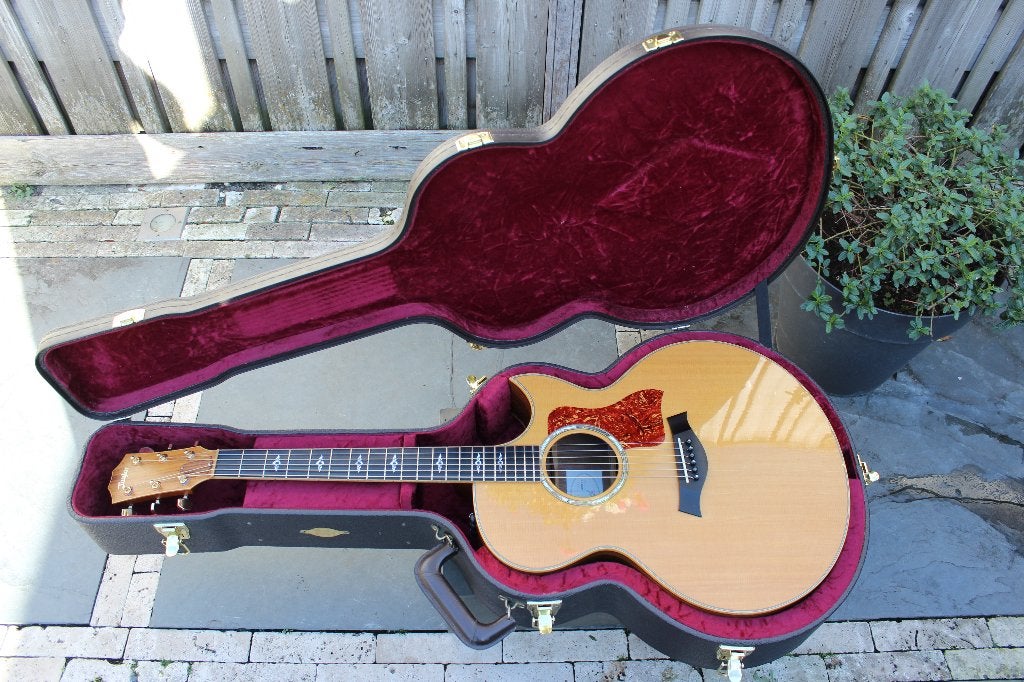 Taylor 815CE Florentine Cutaway made in USA 2007 , Ophalen, Zo goed als nieuw, Western- of Steelstringgitaar, Met (piezo-)element