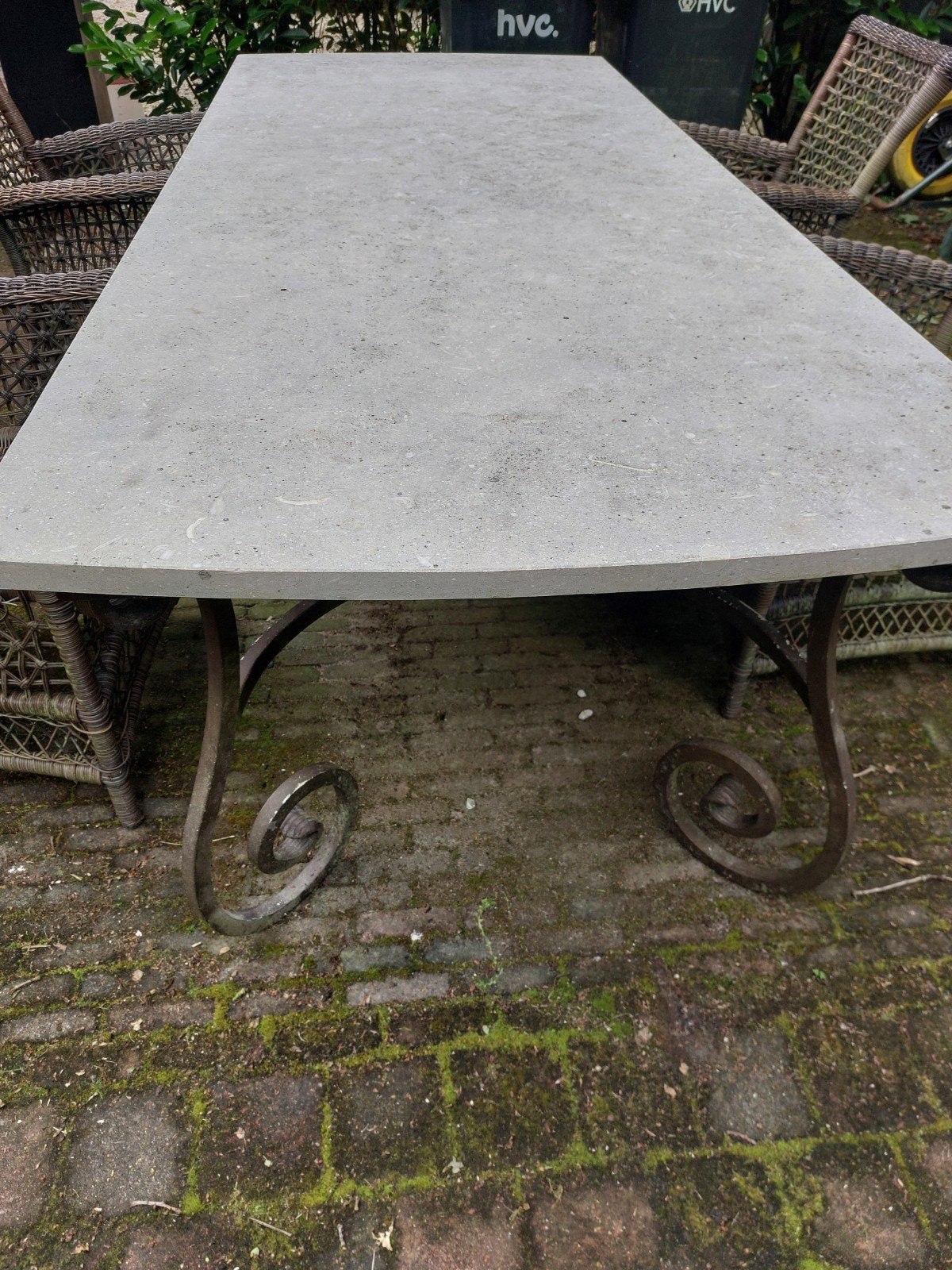 Prachtige, massieve, natuurstenen tuintafel, Tuin en Terras, Tuintafels, Ophalen, Rechthoekig, Overige materialen