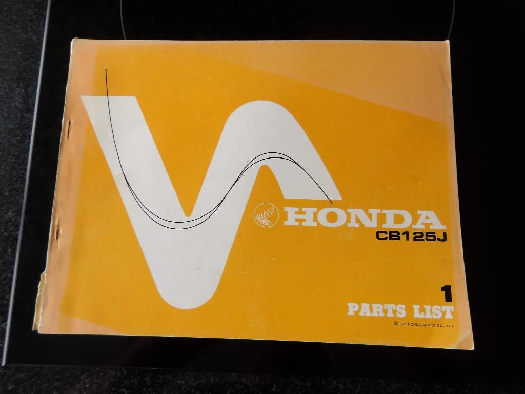 Onderdelenboek Honda CB125J 1975, Motoren, Verzenden, Honda