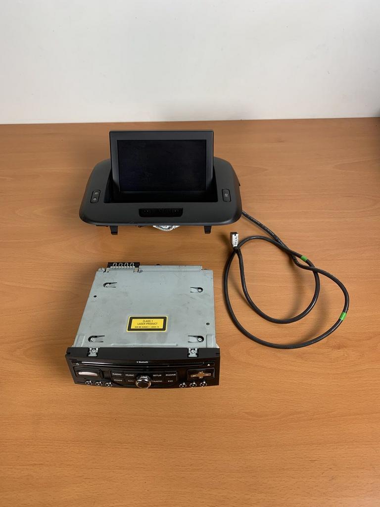 peugeot 3008 en 5008 navigatie set radio + display 2009 tot, Ophalen of Verzenden, -, -, -