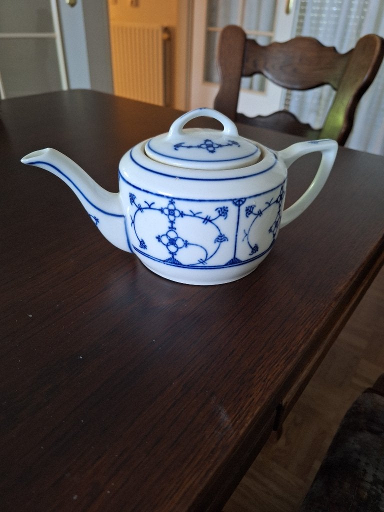 Theepot, Jäger Eisenberg, porselein, Blau Saks, Ophalen of Verzenden