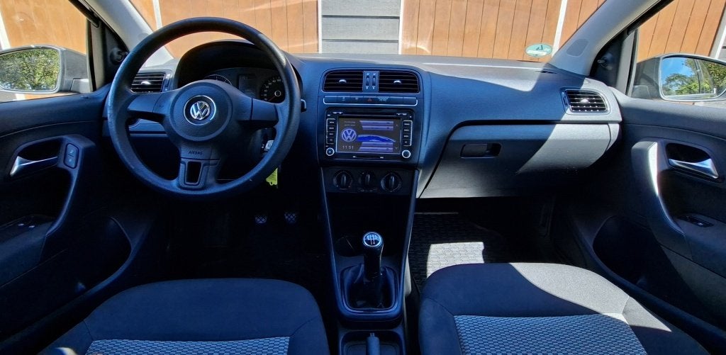 Volkswagen Polo 1.2 Easyline | Airco | 4 seizoenenbanden | 5, Euro 5, 60 pk, 1198 cc, Zwart