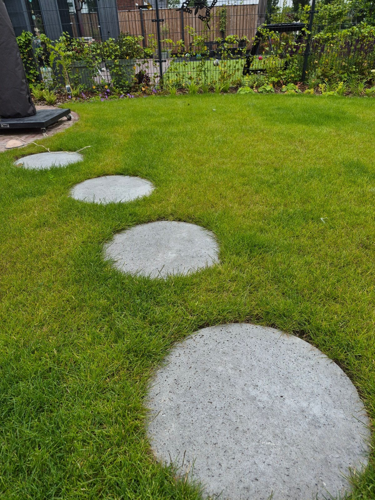 Schellevis stapsteen 60cm - Zo goed als nieuwe, Ophalen, Zo goed als nieuw, Beton, Overige typen