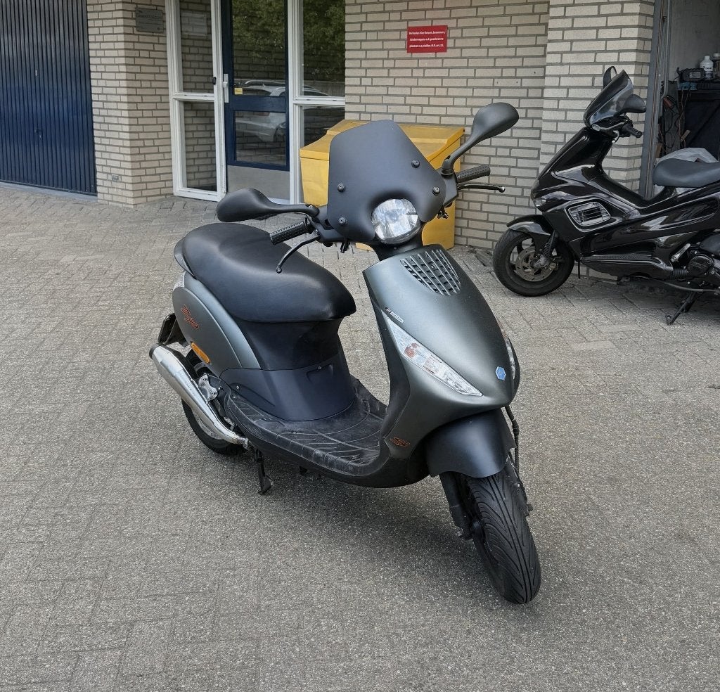 Piaggio Zip 4T 2V 80cc, Fietsen en Brommers, Ophalen, Zip, Zo goed als nieuw, 80 cc