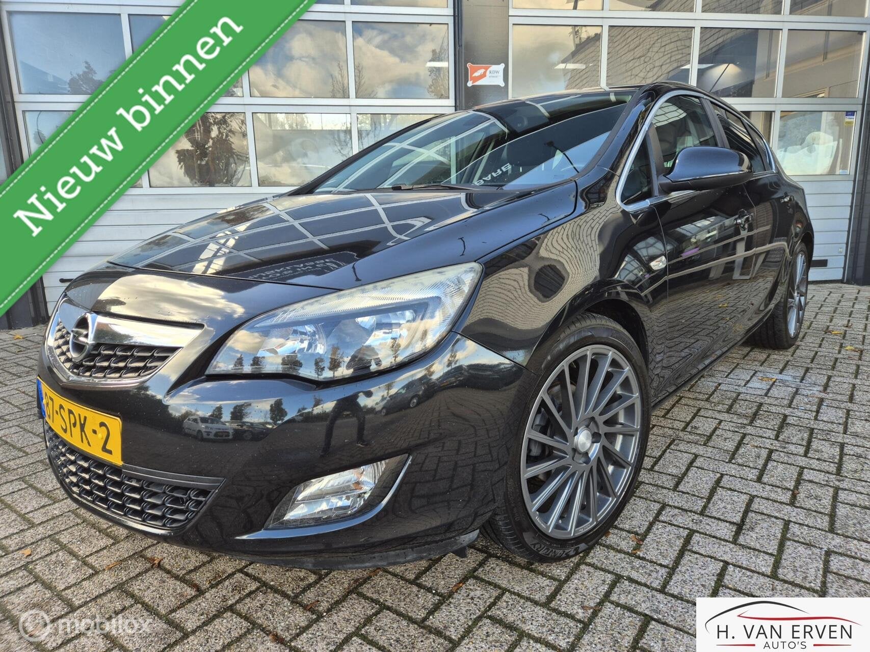 Opel Astra 1.4 Turbo Sport NAVI 19" SPORTSTOELEN PDC, Auto's, Voorwielaandrijving, Euro 5, Verwarmde buitenspiegels, 680 kg