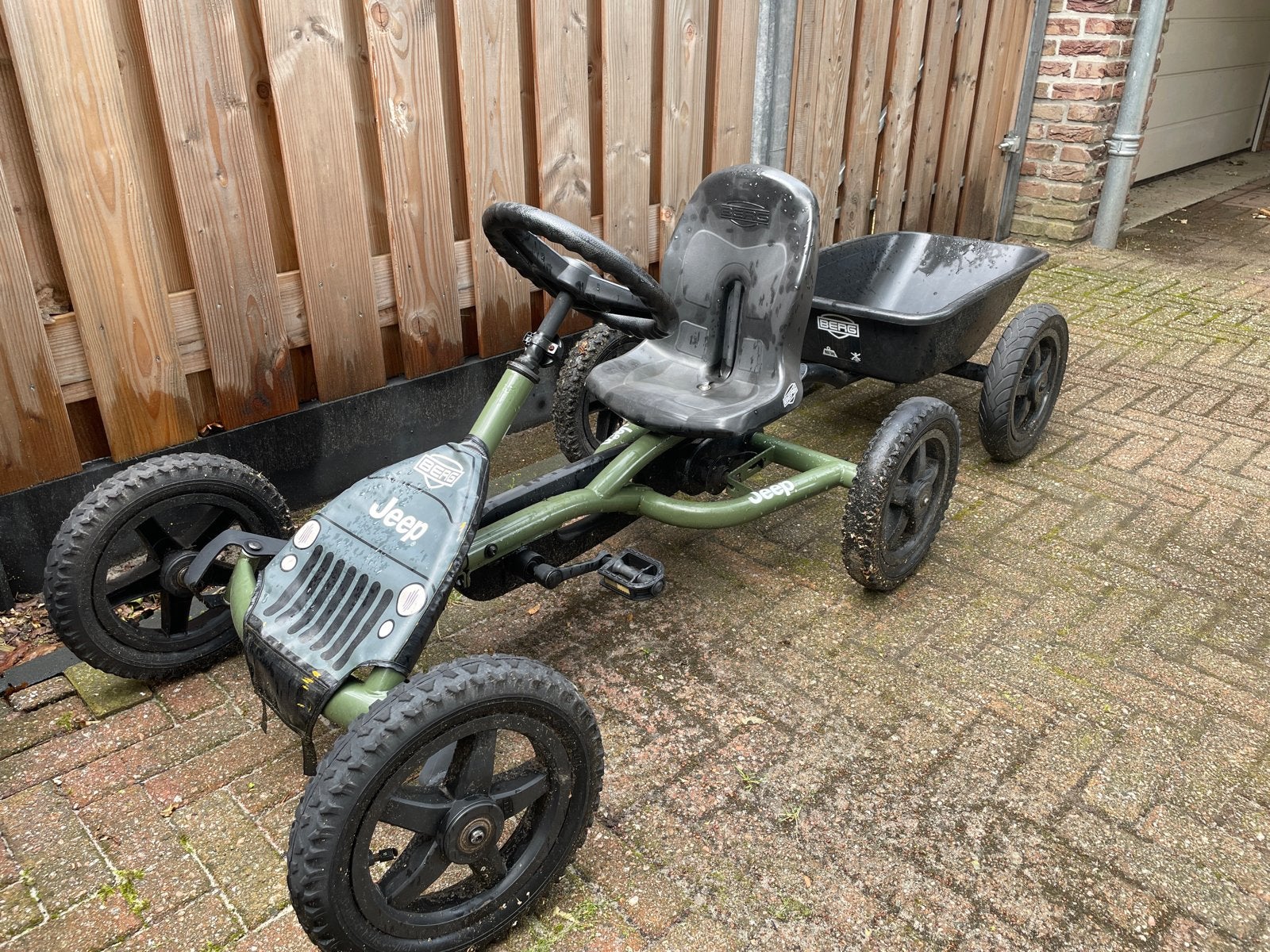 Berg Jeep skelter met aanhanger, Ophalen, Gebruikt, Berg, Met kar of aanhanger
