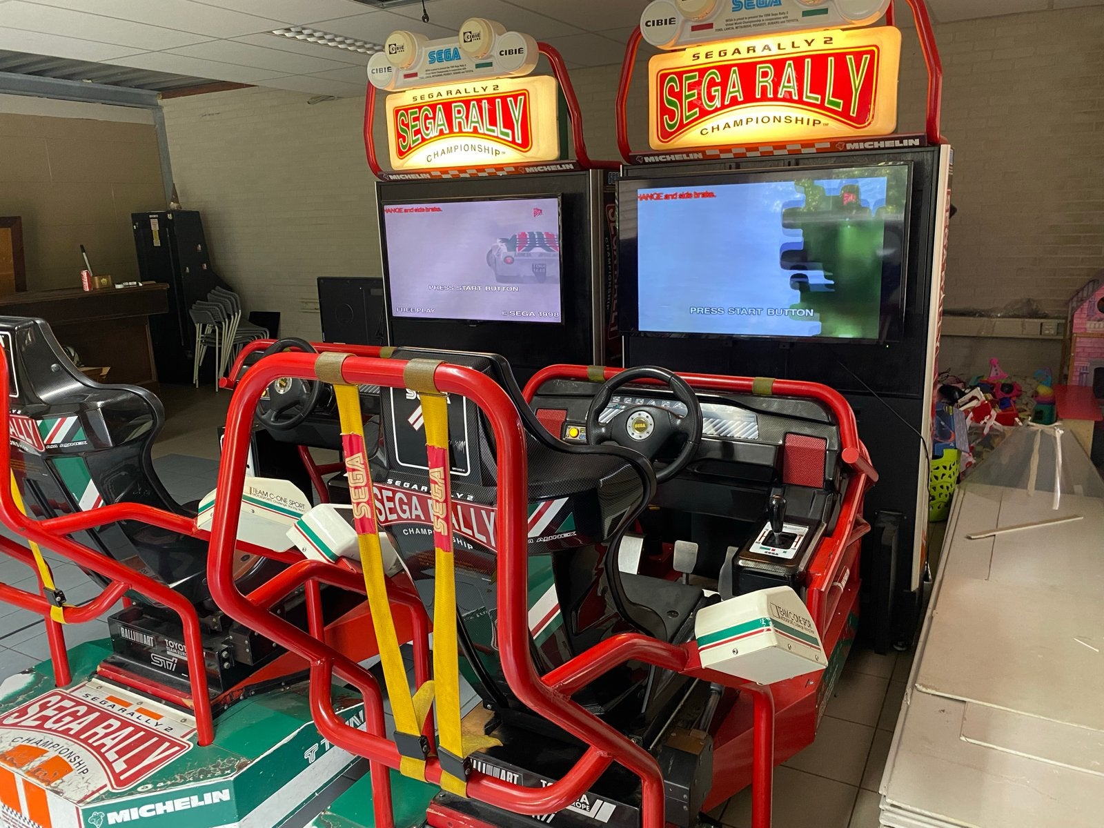 Sega Rally 2 Championship Arcade Race Simulator, Spelcomputers en Games, Ophalen, Gebruikt, Met 2 controllers, Overige modellen