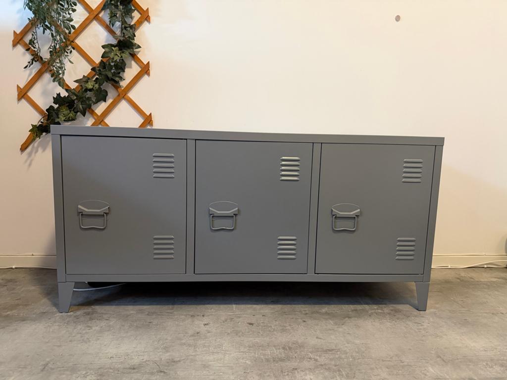 Grijze metalen locker kast met 3 deuren, Ophalen, Zo goed als nieuw