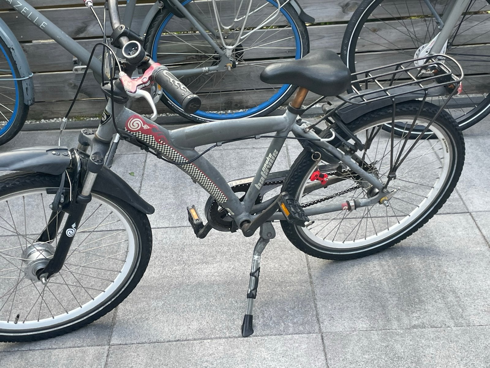 Loekie kinderfiets 24 inch met versnellingen en vering, Ophalen, Velgrem, 20 inch of meer