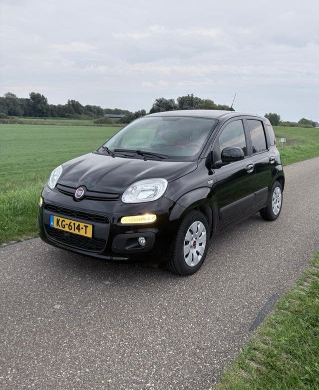 Fiat Panda Twinair Turbo 80PK Dualogic 2016 Zwart, 40 €/maand, Panda, Zwart, Origineel Nederlands