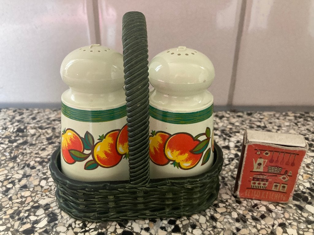 Emsa vintage plastic peper & zout stelletje in groen mandje, Overige typen, Kunststof, Ophalen of Verzenden, Zo goed als nieuw