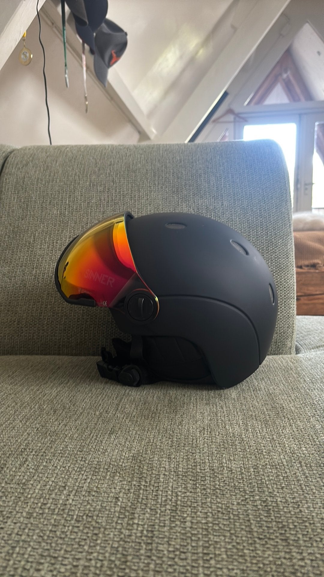 Sinner TITAN Visor skihelm maar M 1x gebruikt., Ophalen of Verzenden, Zo goed als nieuw
