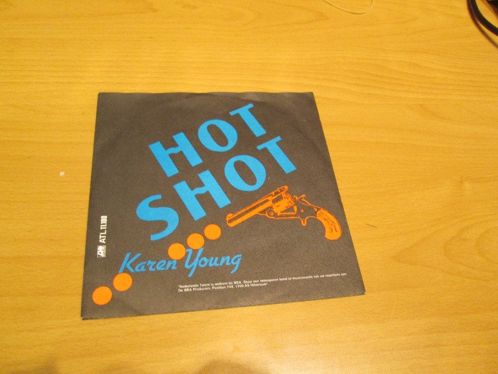 Karen Young - Hot Shot / Hot Shot (Instrumental, Ophalen of Verzenden, Gebruikt, Pop
