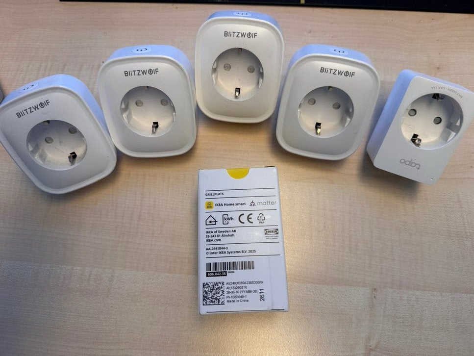 Smart Plugs: Tapo P110 en Blitzwolf BW-SHP2, Ophalen of Verzenden, Zo goed als nieuw, Overige merken, Stekkerdoos