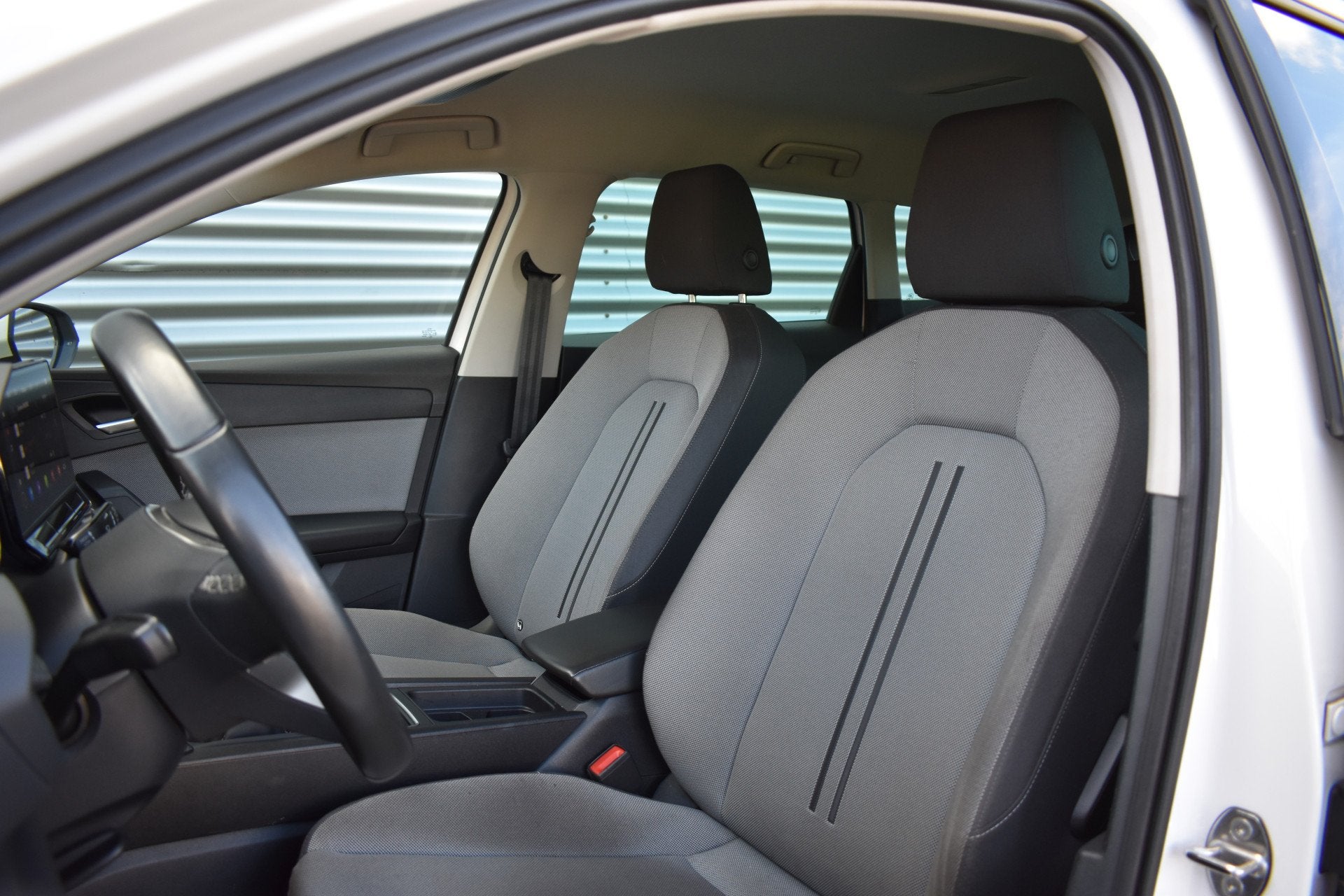 SEAT Leon Sportstourer 1.0 TSI Style Business Intense Full-L, Auto's, Dealer onderhouden, Stof, Gebruikt, Euro 6