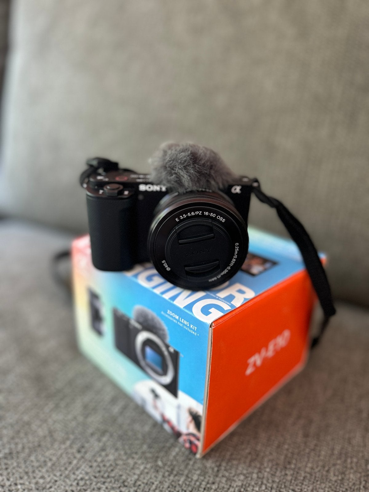 Sony ZV-E10 Vlogcamera met 16-50mm lens, Ophalen, Beeldstabilisatie, Zo goed als nieuw, 4 t/m 7 keer