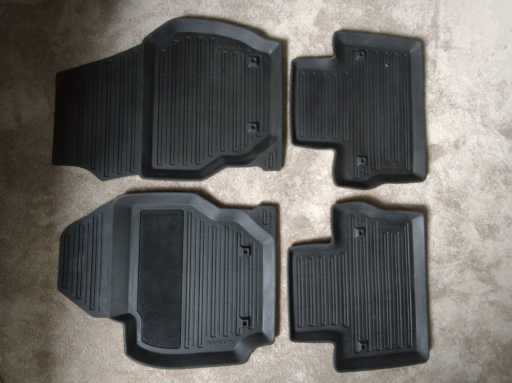 VLOERMAT NATUURRUBBER *NIEUW* VOLVO S80, Ophalen, Nieuw, Volvo