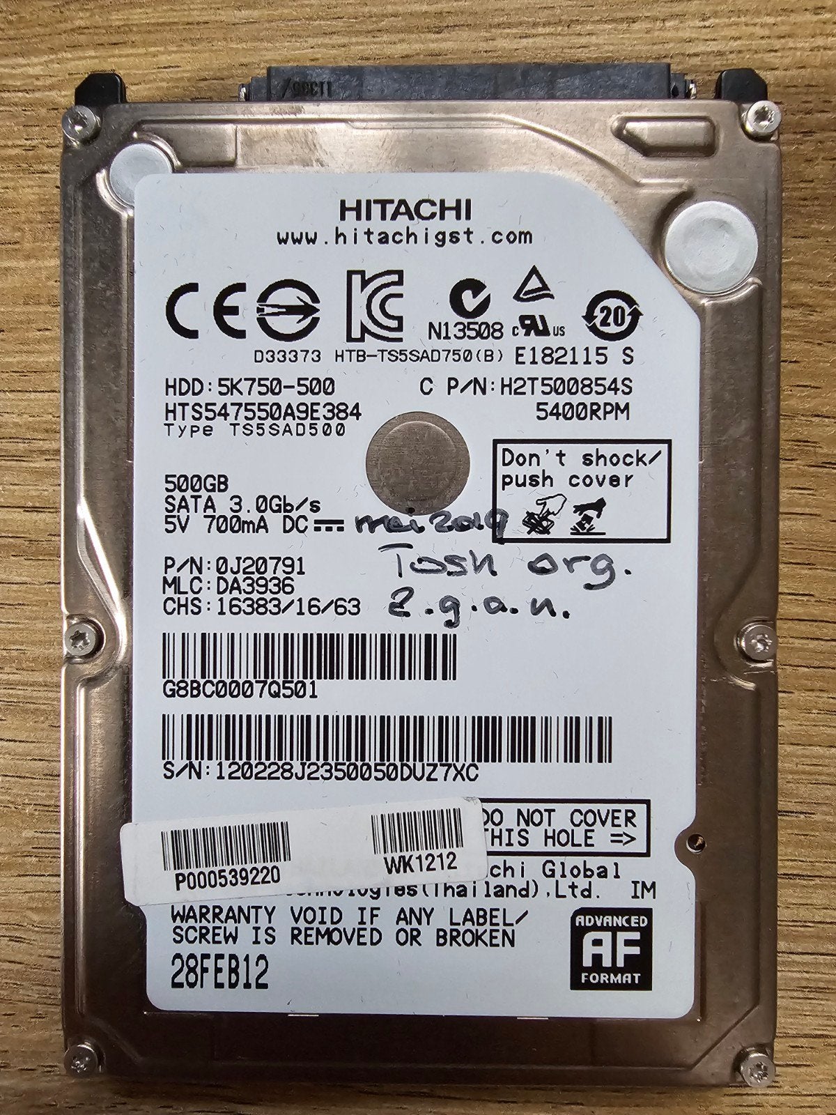 Hitachi 500GB SATA 2.5" HDD - Zo goed als nieuw, Computers en Software, Harde schijven, Zo goed als nieuw, Laptop, Intern, HDD