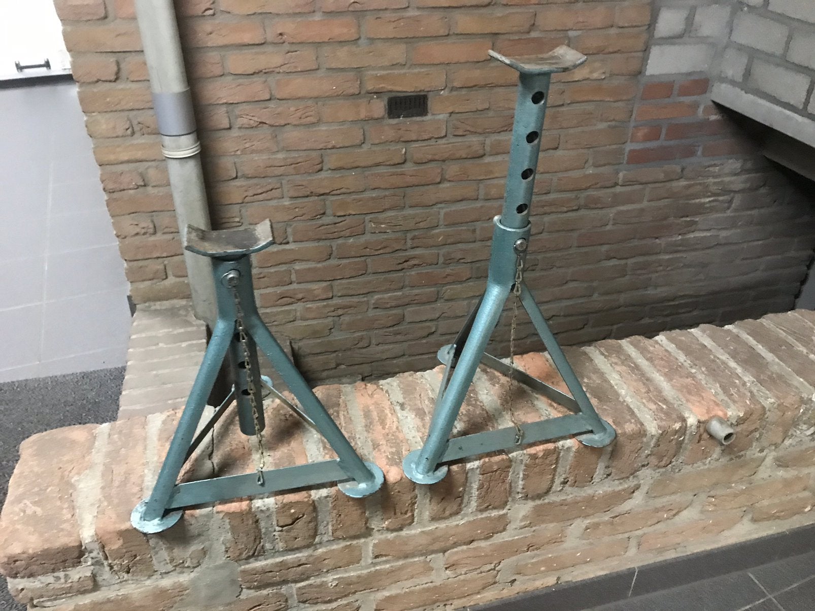 Te koop assteunen, auto bokken, Ophalen