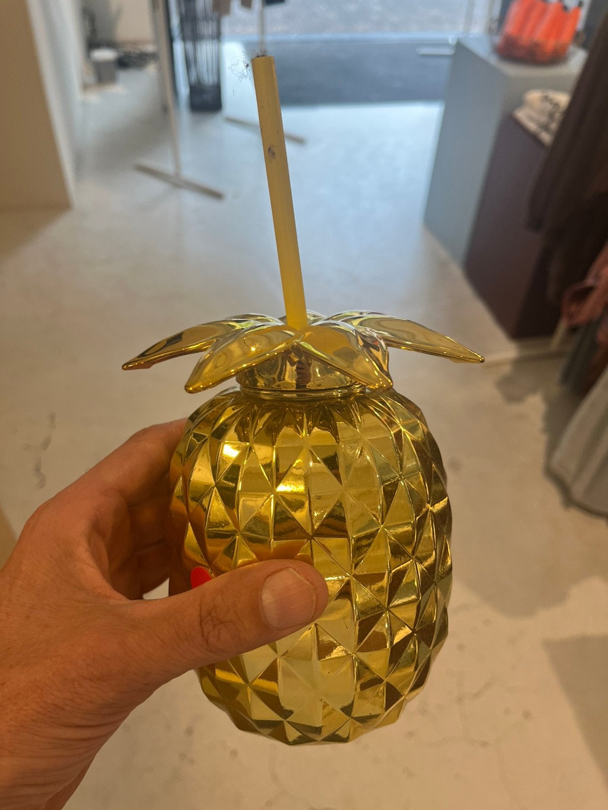 Swingers ananas, Ophalen, Zo goed als nieuw