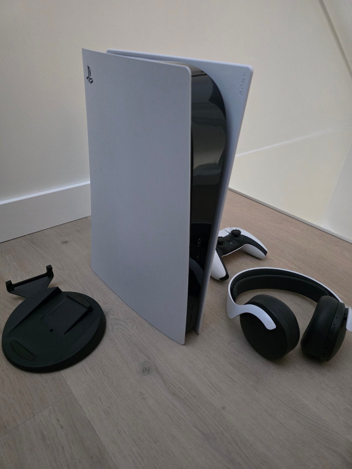 PlayStation 5 disc edition met controller en koptelefoon, Spelcomputers en Games, Spelcomputers | Sony PlayStation 5, Ophalen of Verzenden