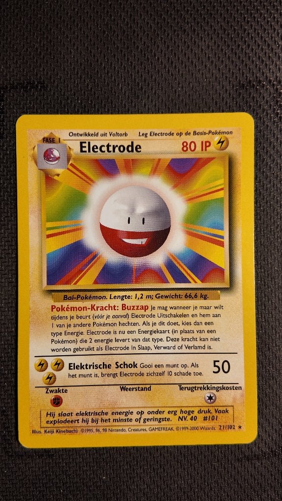 Electrode 21 Base | Pokemon kaart, Ophalen, Zo goed als nieuw, Losse kaart