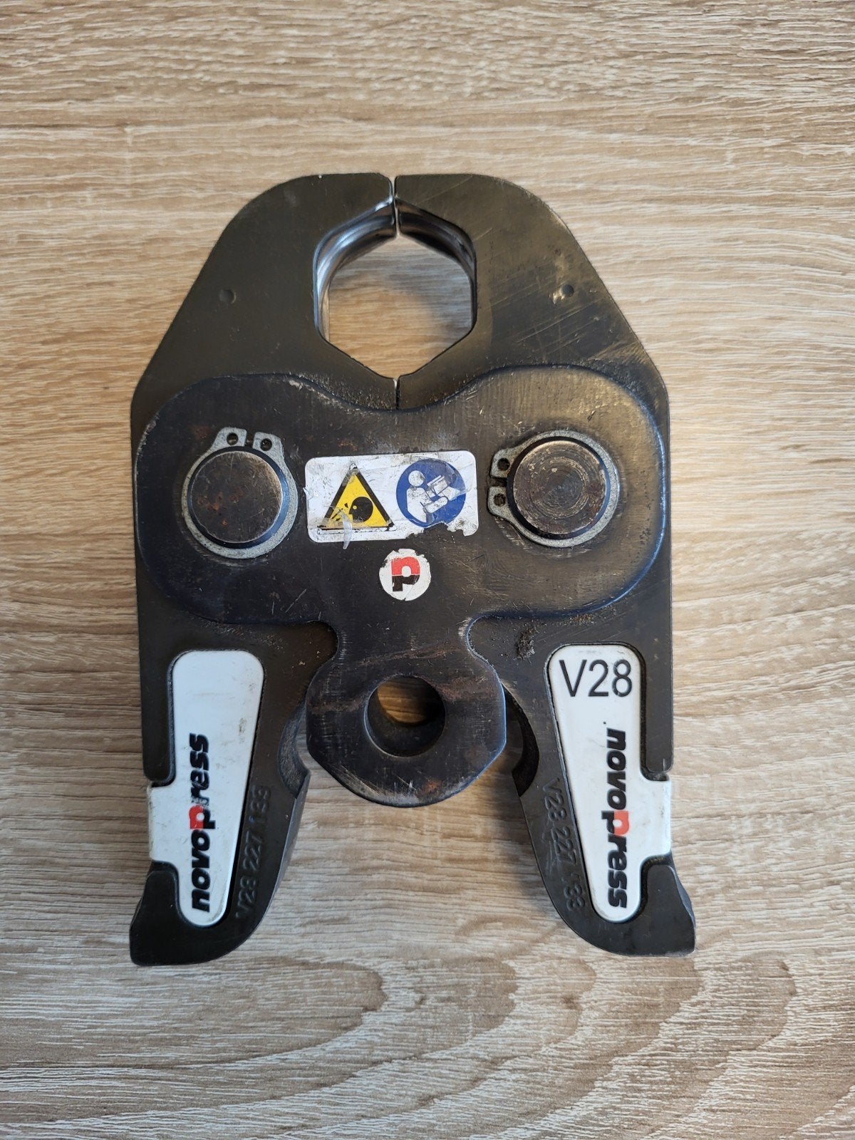 Novopress V28 persbek - Zo goed als nieuw, Ophalen of Verzenden, Zo goed als nieuw