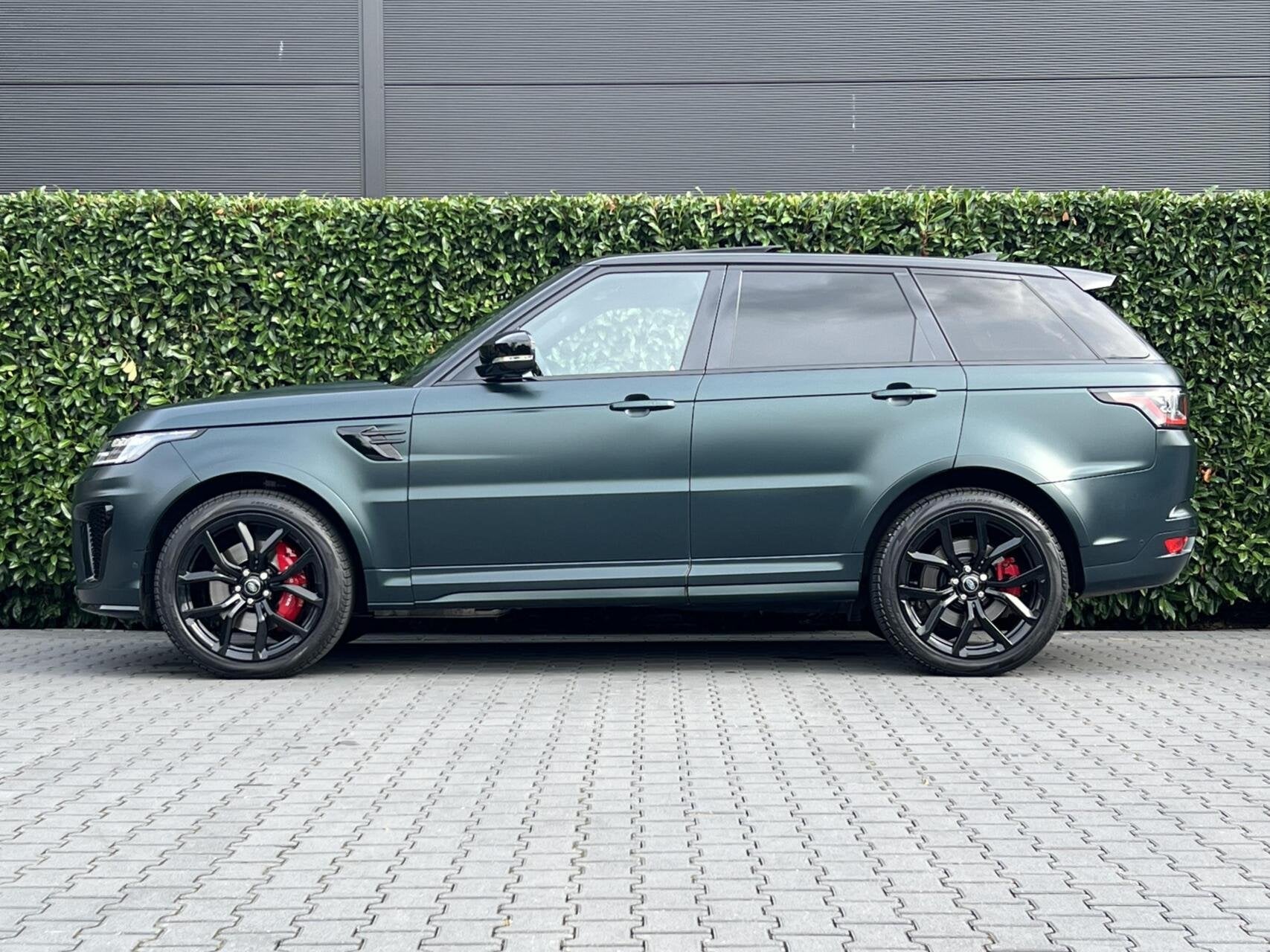 Land Rover Range Rover Sport P575 SVR Carbon Edition, SV BES, Auto's, Automaat, 3000 kg, Leder, Bedrijf