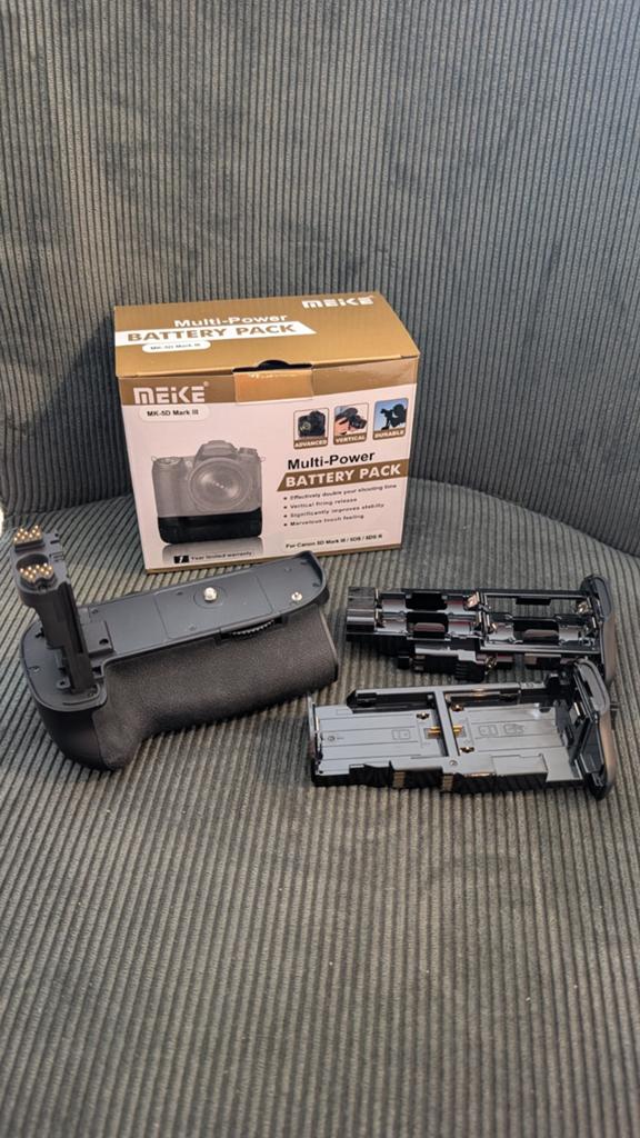 Meike MK-5D Mark III batterijgrip voor Canon 5D Mark III / 5, Ophalen of Verzenden, Zo goed als nieuw