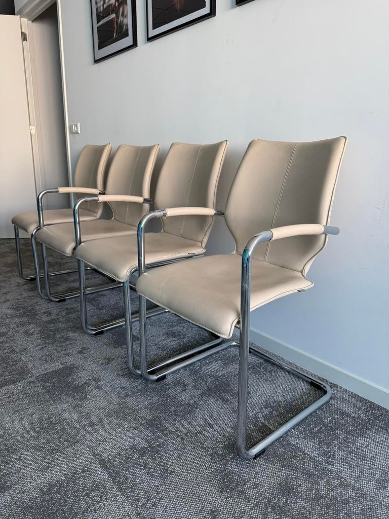 4 bree's new world beige leren eetkamerstoelen, Huis en Inrichting, Stoelen, Ophalen, Gebruikt, Overige kleuren, Vijf, Zes of meer stoelen