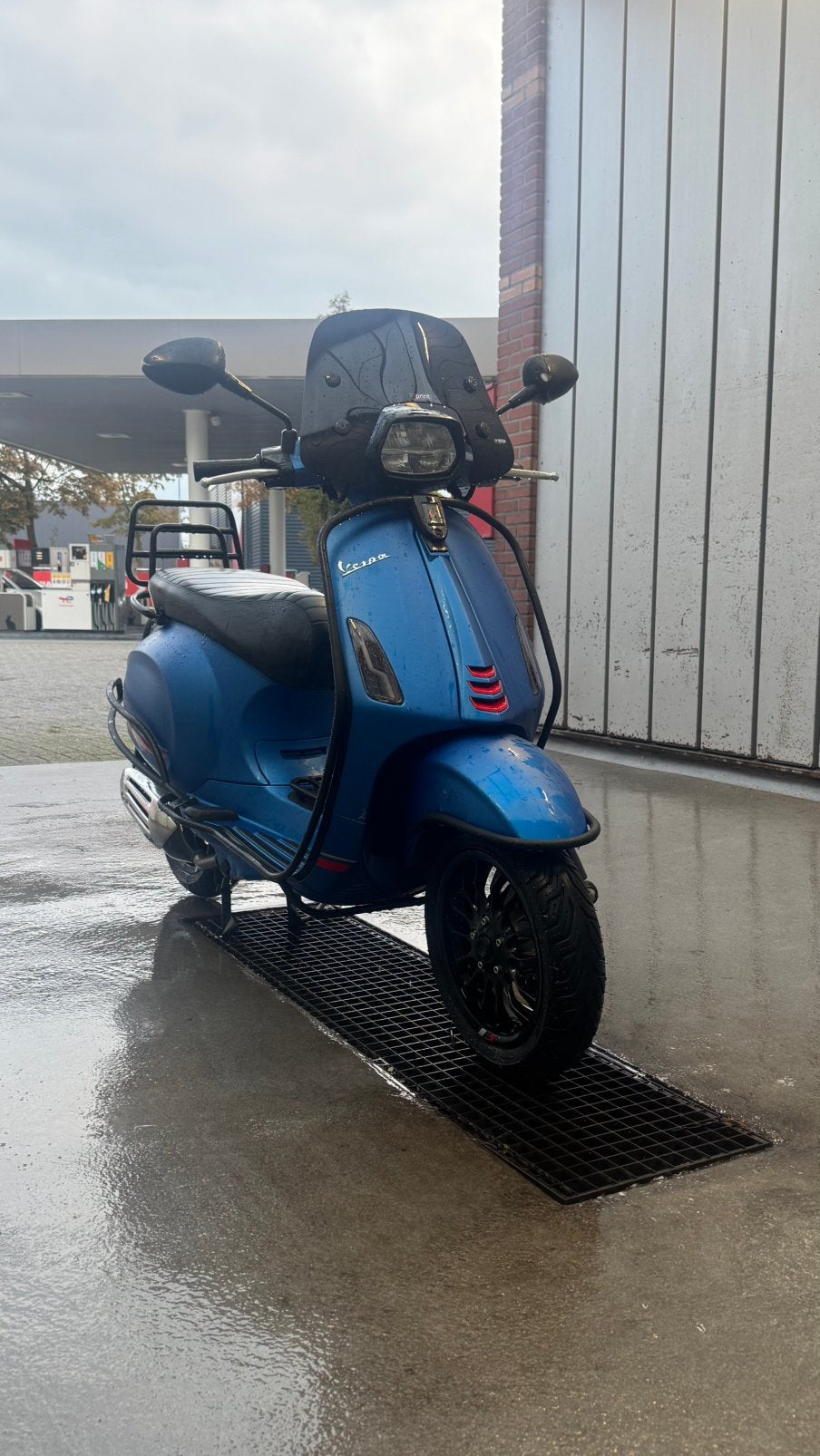 Te koop / te ruil: Vespa Sprint uit 2022 – bomvol opties!, Fietsen en Brommers, Ophalen of Verzenden, Zo goed als nieuw, Benzine