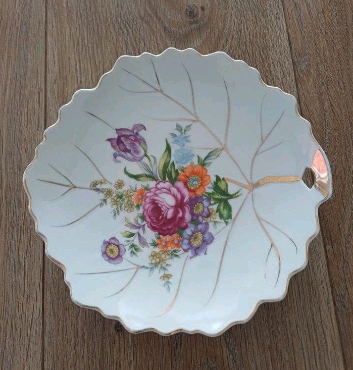 Groot Japans bladvormig bord porselein met bloemmotief 19 cm, Ophalen of Verzenden