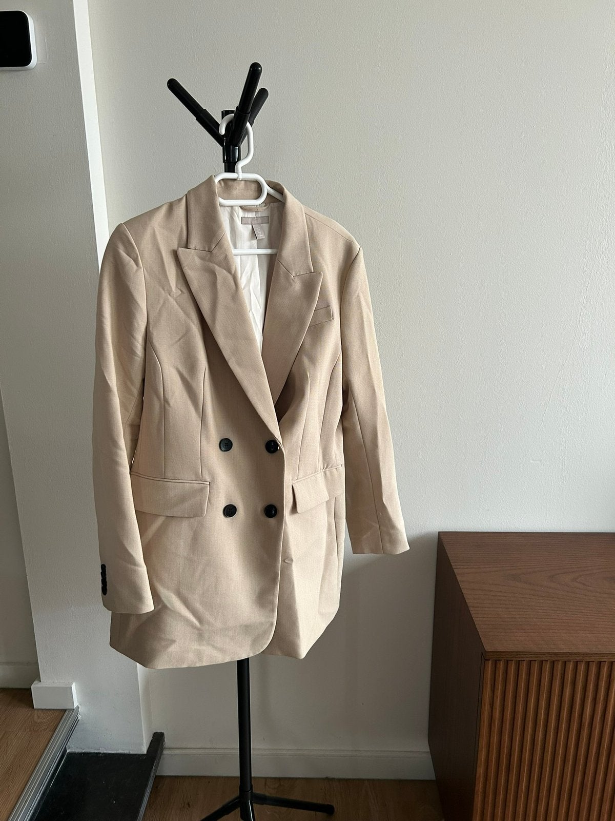 Beige oversized blazer maat 40 H&M, Maat 38/40 (M), Beige, Ophalen of Verzenden, Zo goed als nieuw