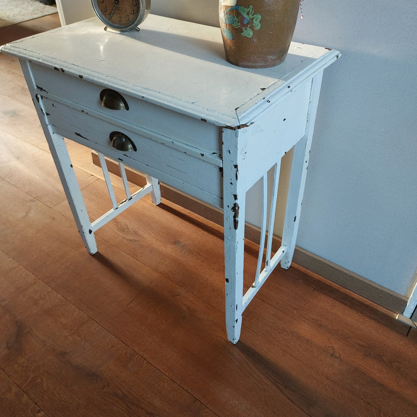 Brocant kastje/tafeltje met 2 lades, Ophalen