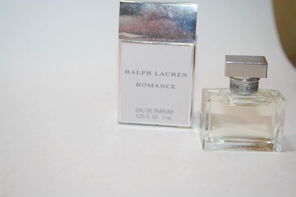 Miniatuur Ralph Lauren Romance 7 ml EdP nieuw & OVP, Verzenden, Nieuw, Miniatuur, Gevuld