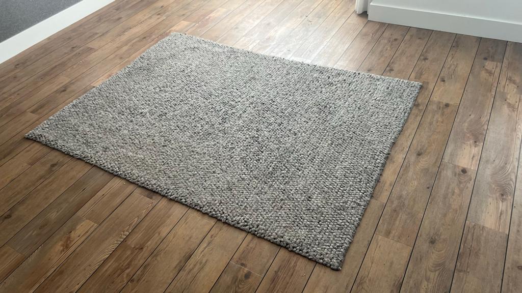 GRATIS. VANDAAG OPHALEN Vloerkleed huisdievrij 165x230 cm, Ophalen, Gebruikt, Vloerkleed, 150 tot 200 cm