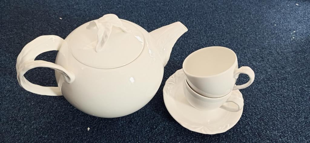 Villeroy en Boch Foglia theepot en kop en schotel., Ophalen of Verzenden, Zilver, Overige materialen