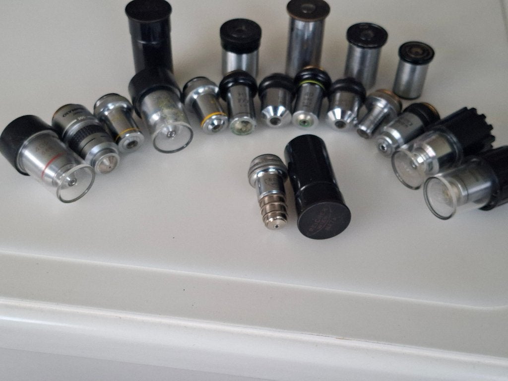 vintage microscoop onderdelen 4 objectieven & 4  oculairs, Ophalen of Verzenden, Zo goed als nieuw, Minder dan 400x, Onderdelen of Toebehoren