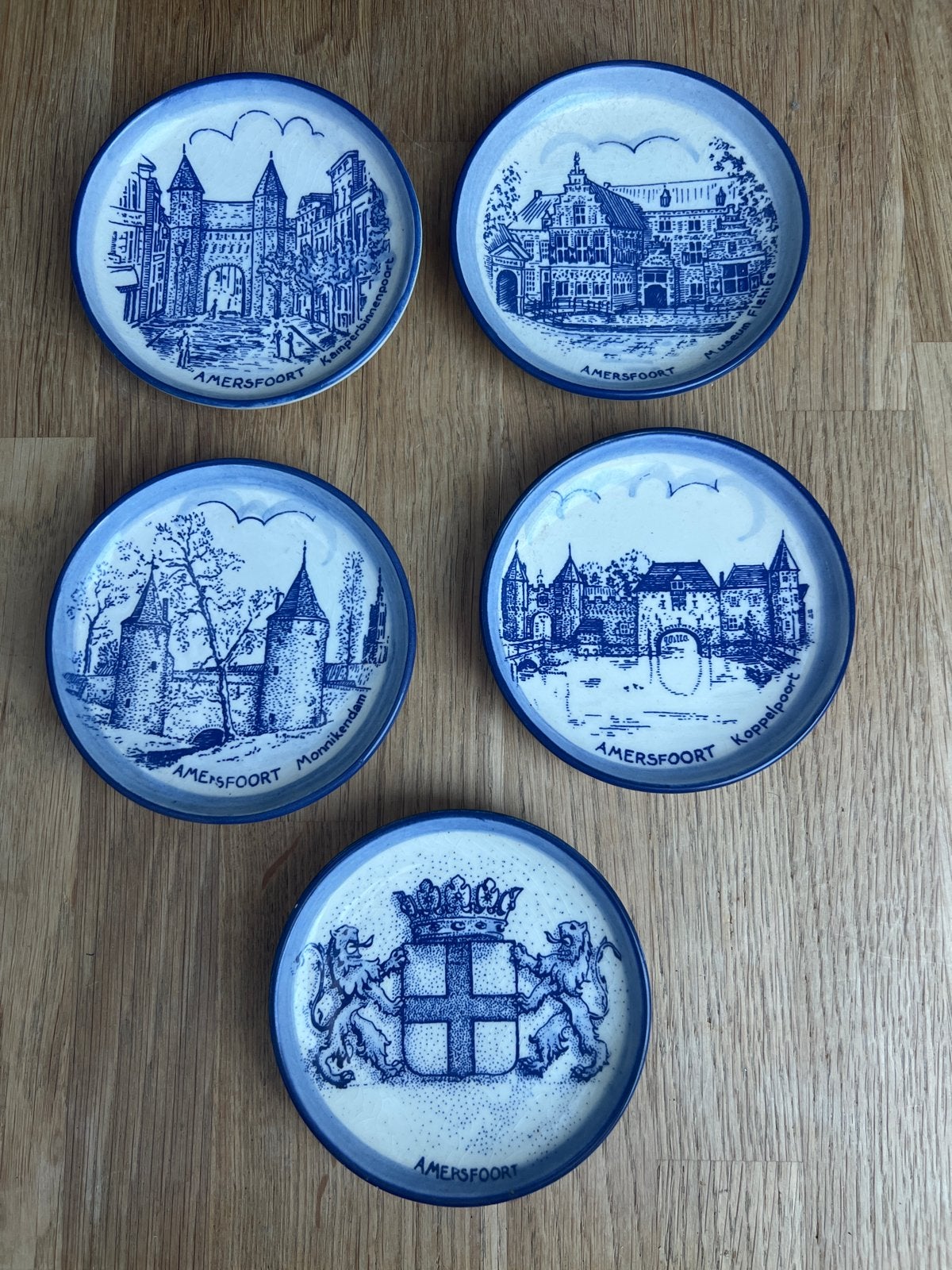 Set van 5 Delft Blauw handgeschilderde Amersfoort bordjes, Antiek en Kunst, Ophalen of Verzenden
