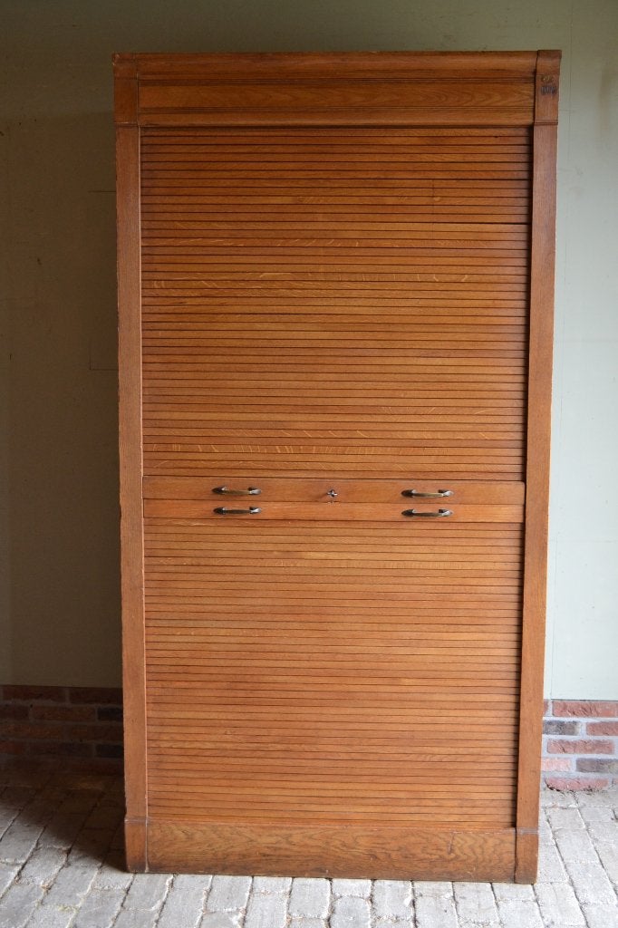 Prachtige antieke eiken houten archiefkast, rolluikkast.