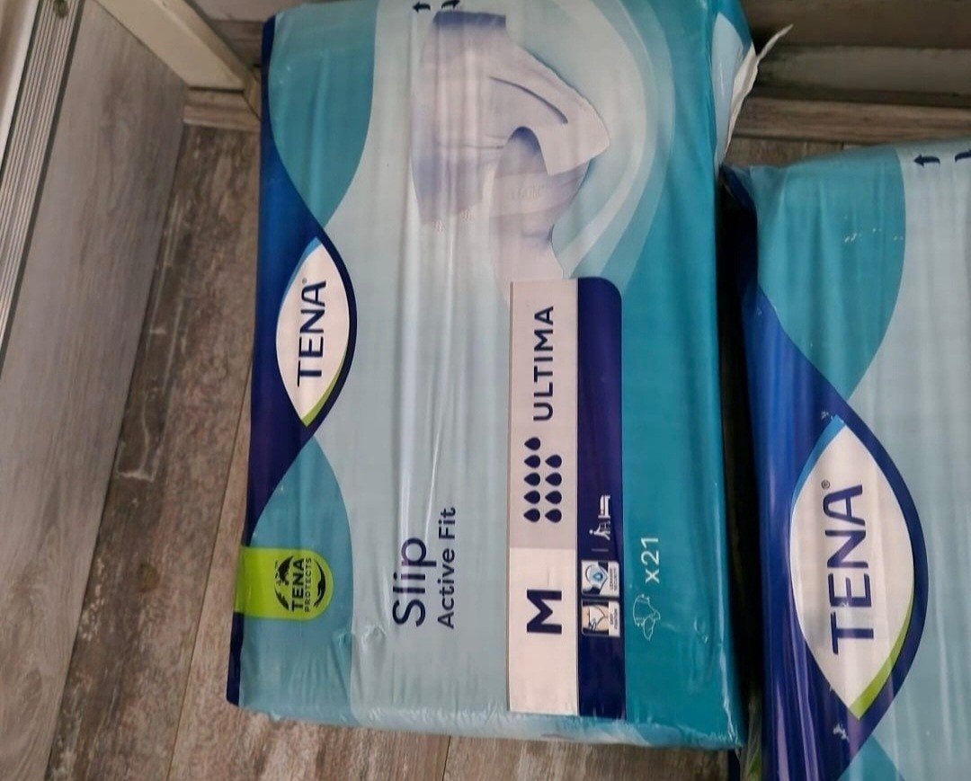 Aantal tena slip ultima, Ophalen of Verzenden, Nieuw