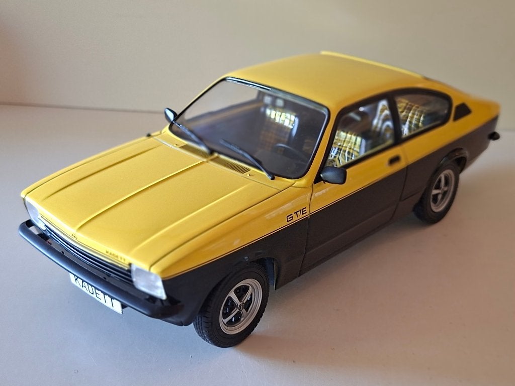 Opel Kadett C Coupé GT/E  met groot Opel Kadettboek, Ophalen of Verzenden, Nieuw, Auto, Overige merken