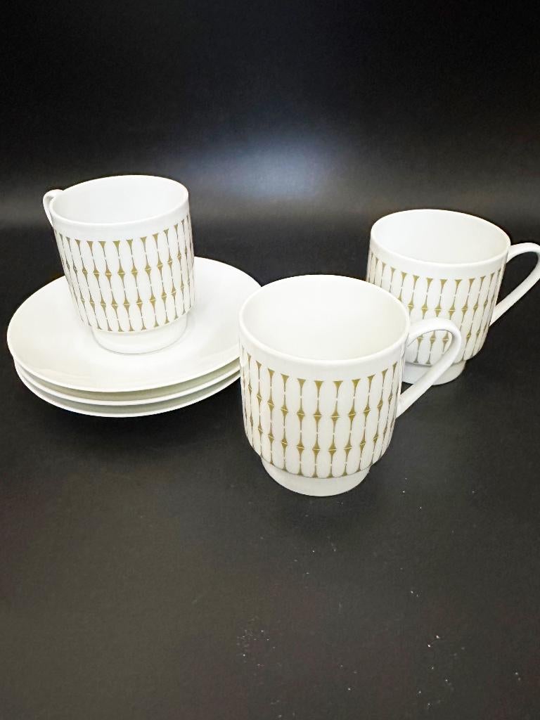 3 x koffiekopjes en schotels Melitta Hamburg Jaren 70, Ophalen of Verzenden, Zo goed als nieuw, Overige stijlen, Kop(pen) en/of Schotel(s)